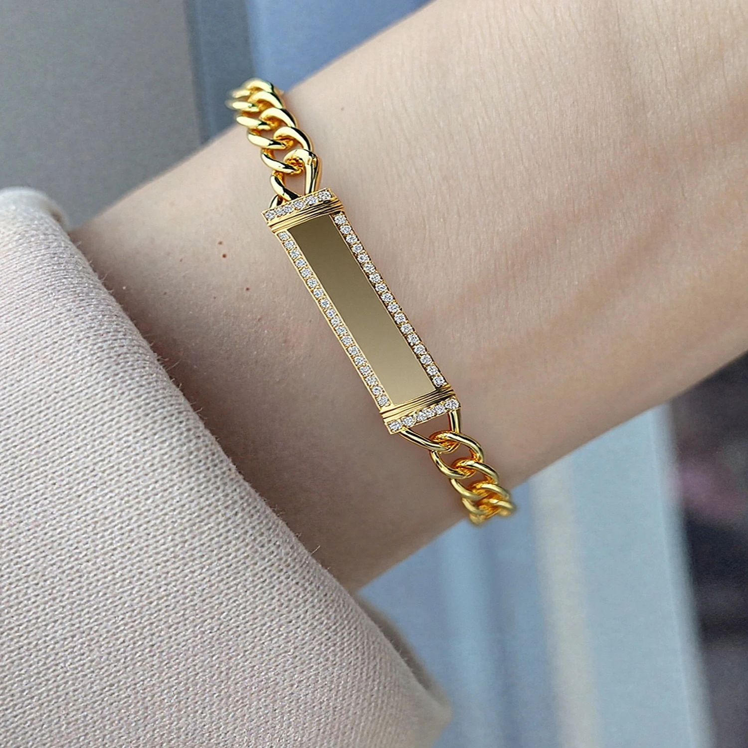 Minimalist Men's and Women's Bracelet, 7.5N, Versatile for Everyday Wear and Commuting, a Perfect Gift Choice