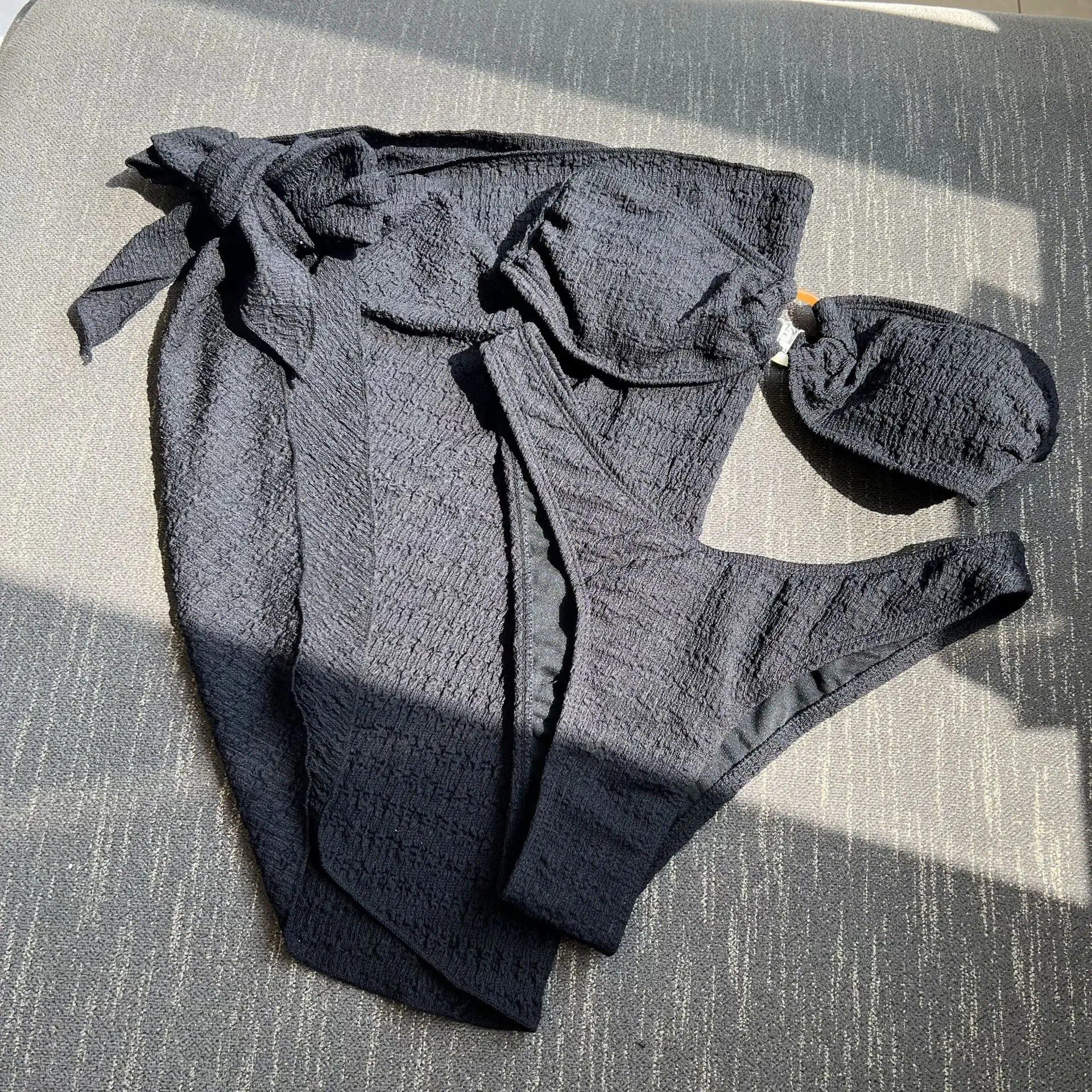 أطقم بيكيني مثيرة على شكل حلقة العصابة مكونة من ثلاث قطع مع تنورة غطاء ملابس سباحة ملابس شاطئ ملابس سباحة رفيعة بيكيني تانكيني