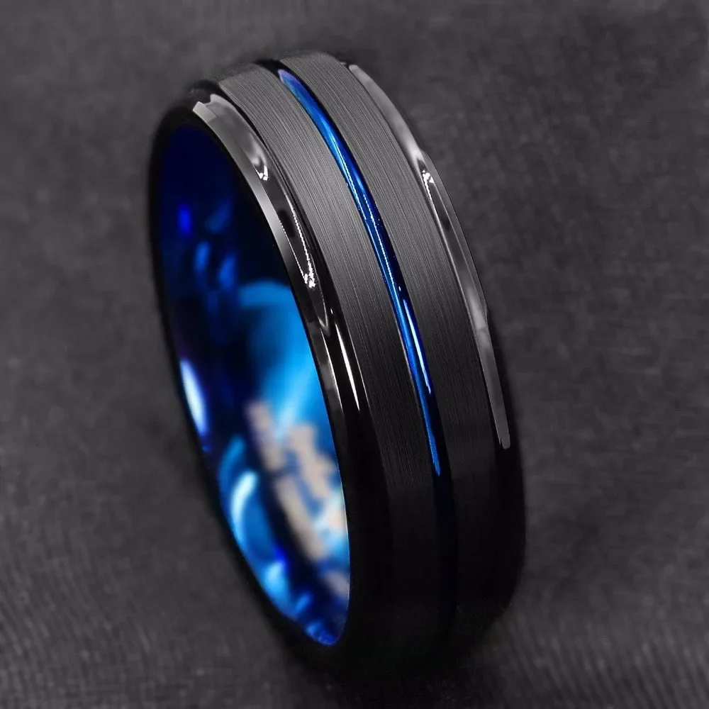 Anillo de titanio para hombre. Anillo de acero inoxidable con ranura interior en azul y negro de superficie. Resalce el temperamento ligero de lujo para hombre