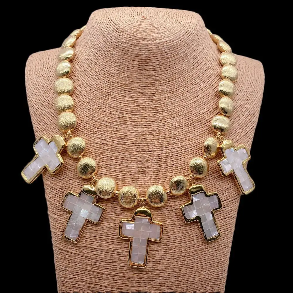 30x40mm White Sea Shell Mother Of Pearl Crucifix Pendant yygem 15mm Gold Plated Brushed Coin Shape Bead Necklace