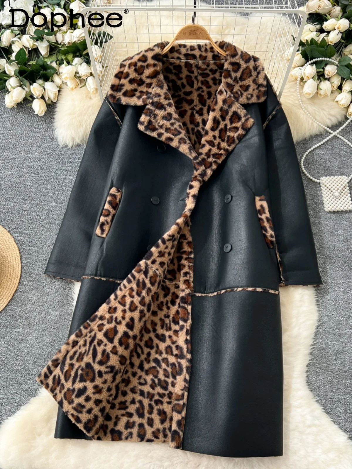 Stylish Two-sided Locomotive Leopard Printed Coat 2024 Winter Thickened Fur Integrated Loose Long Leather Jacket for Women