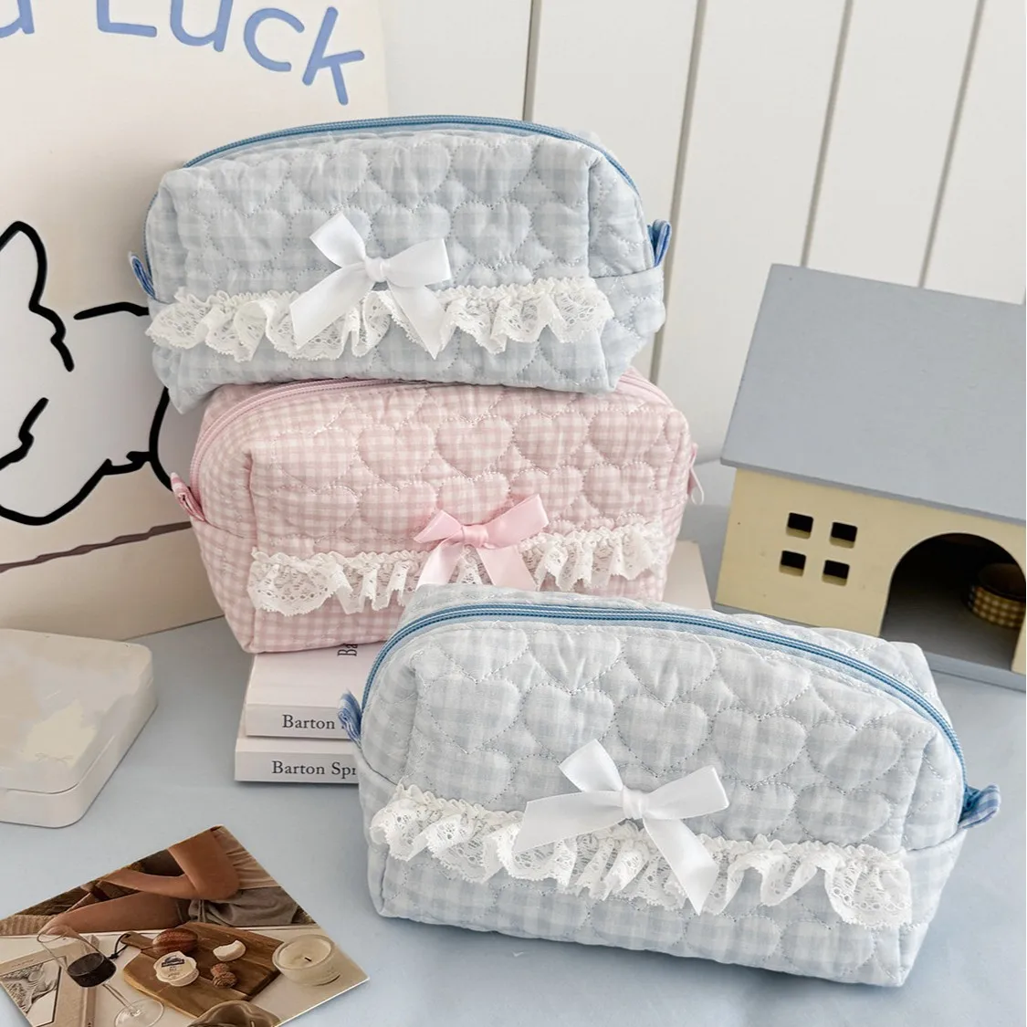 Korean Plaid Lace Makeup Bag Quilted Heart-shaped Octagonal Cosmetics Organizers Cute Sweet Pencil Case Girls Travel Wash Bag
