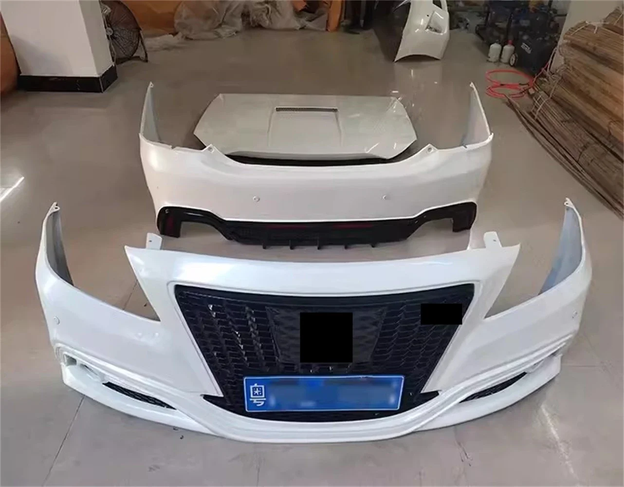 

Car surround Front rear bumper assembly grill hood for 10-12 Toyota Crown 13th