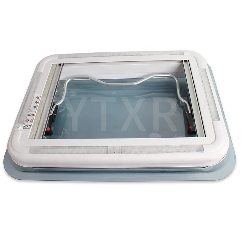 RV Accessories 700*500mm RV Roof Window With LED Light Aluminium Alloy UV Resistant Circle Skylight