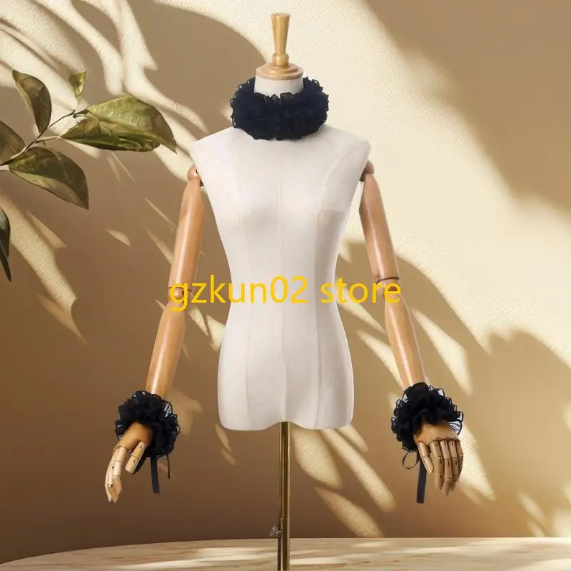 KXRB Elizabethan Black Neck Rufc