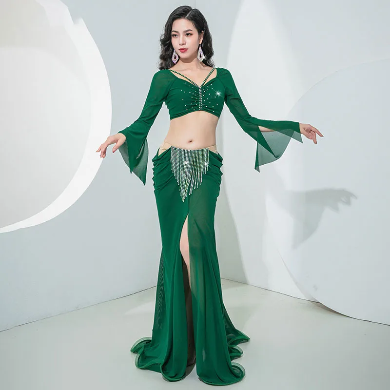 

Belly Dance Clothing 2024 New Training Suit Group Performance Suit Elegant Style Fishtail Skirt Set Shining Crystal