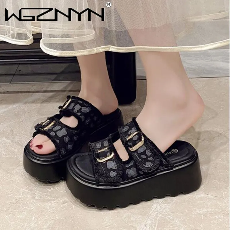 

Женские тапочки с металлическими украшениями, дизайнерские летние сандалии с пряжками, черные готические туфли на платформе для косплея вампира, женские тапочки
