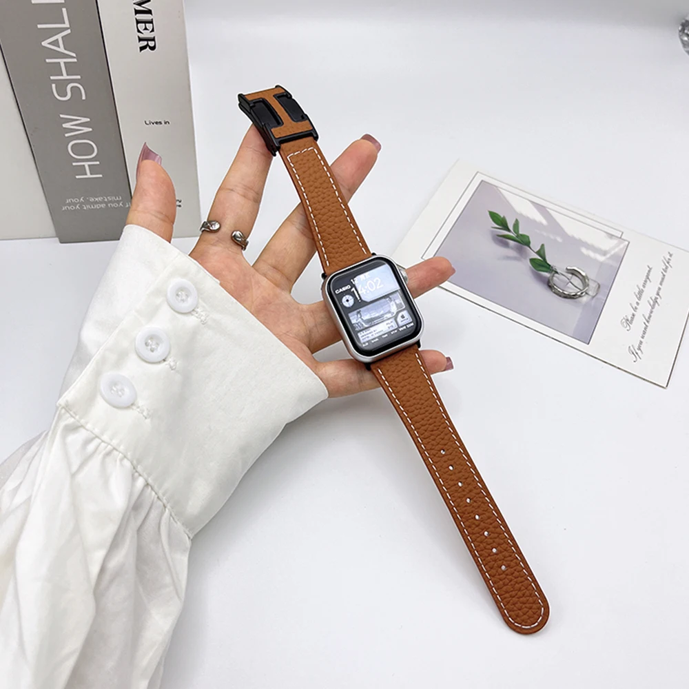 Magnetic Leather Band for Apple Watch 10 46mm 42mm Ultra 49mm Women Strap for iWatch 9 7 8 Se 6 5 4 45mm 41 44mm 40 38mm Correa