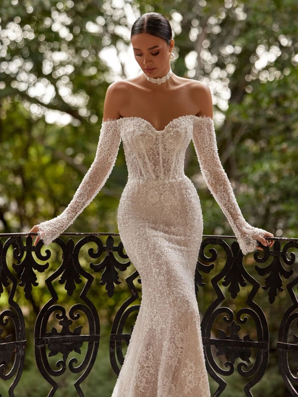 반짝이는 비즈 진주 장식 롱 웨딩드레스 매력적인 레이스 머메이드 신부 드레스 맞춤형 럭셔리 오프숄더 드레스 신부용