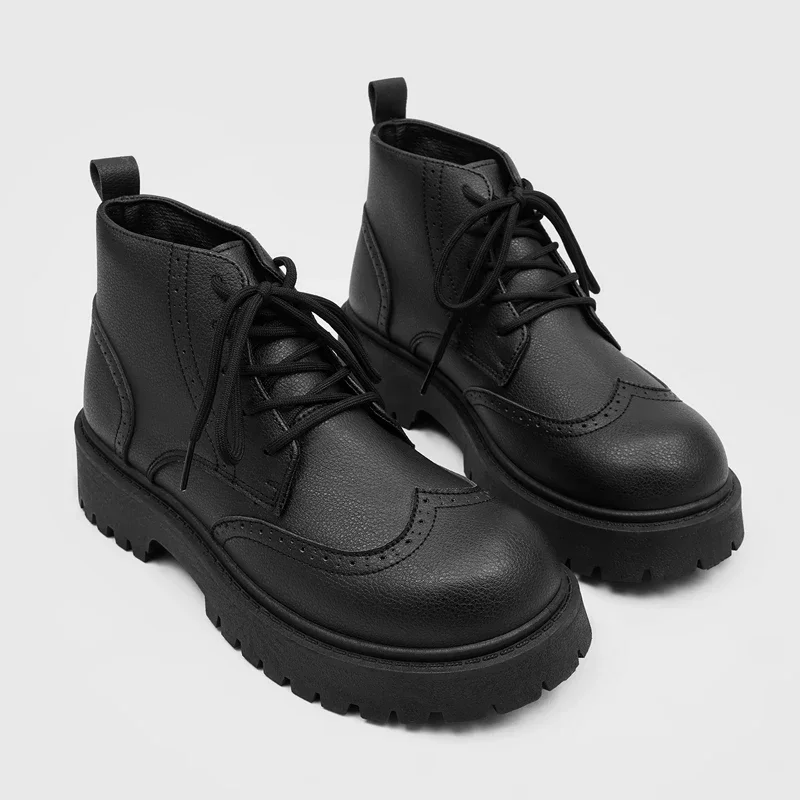 Classic Black Biker Boots For Men High Top Brogue Shoes Street Style Men's Motorcycle Boots Comfy Platform Leather Ankle Boots