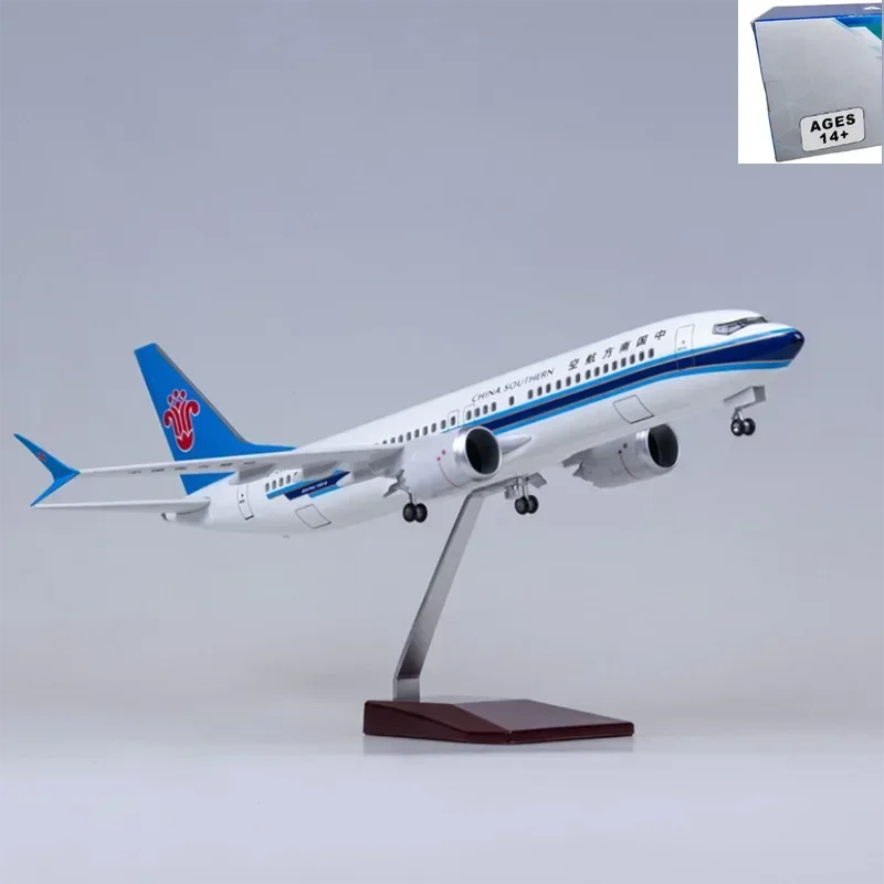 

Масштаб 1/85 47 см Самолет 737MAX B737 MAX Самолет Китай Южный авиакомпания W Свет и колесо Литая под давлением пластиковая смола Модель самолета Игрушка