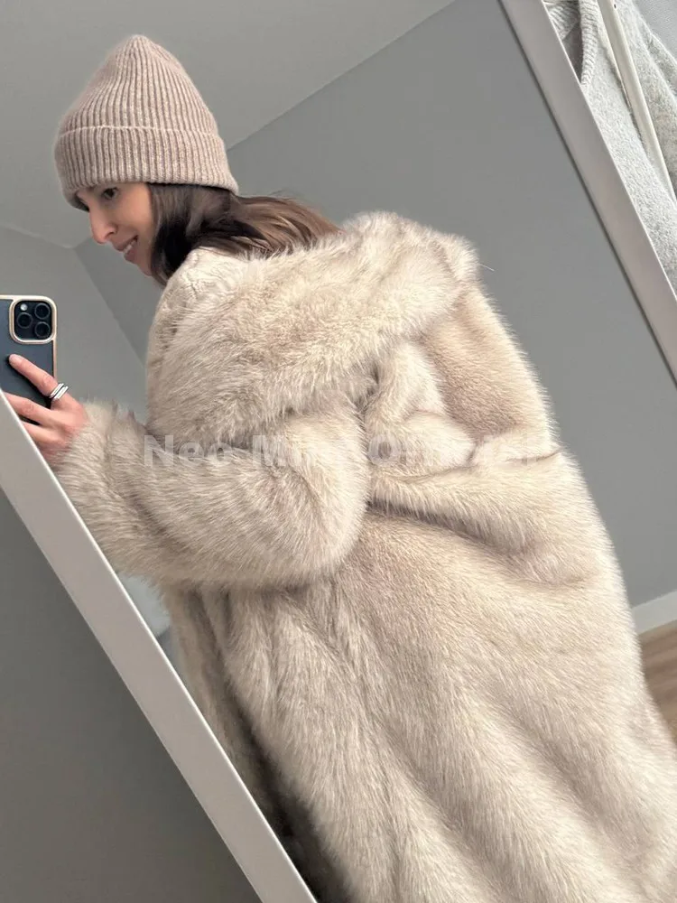 เสื้อโค้ทขนเฟอร์เทียมสีมิ้นท์นีโอ ยาว สำหรับผู้หญิง ฤดูหนาว 2025 ขนฟูไล่เฉดสี ขนฟ็อกซ์แบบเป็นมิตรต่อสิ่งแวดล้อม แจ็คเก็ตหรูหรา สไตล์ Mob Wife  เสื้อคลุมขนเฟอร์สวยงาม