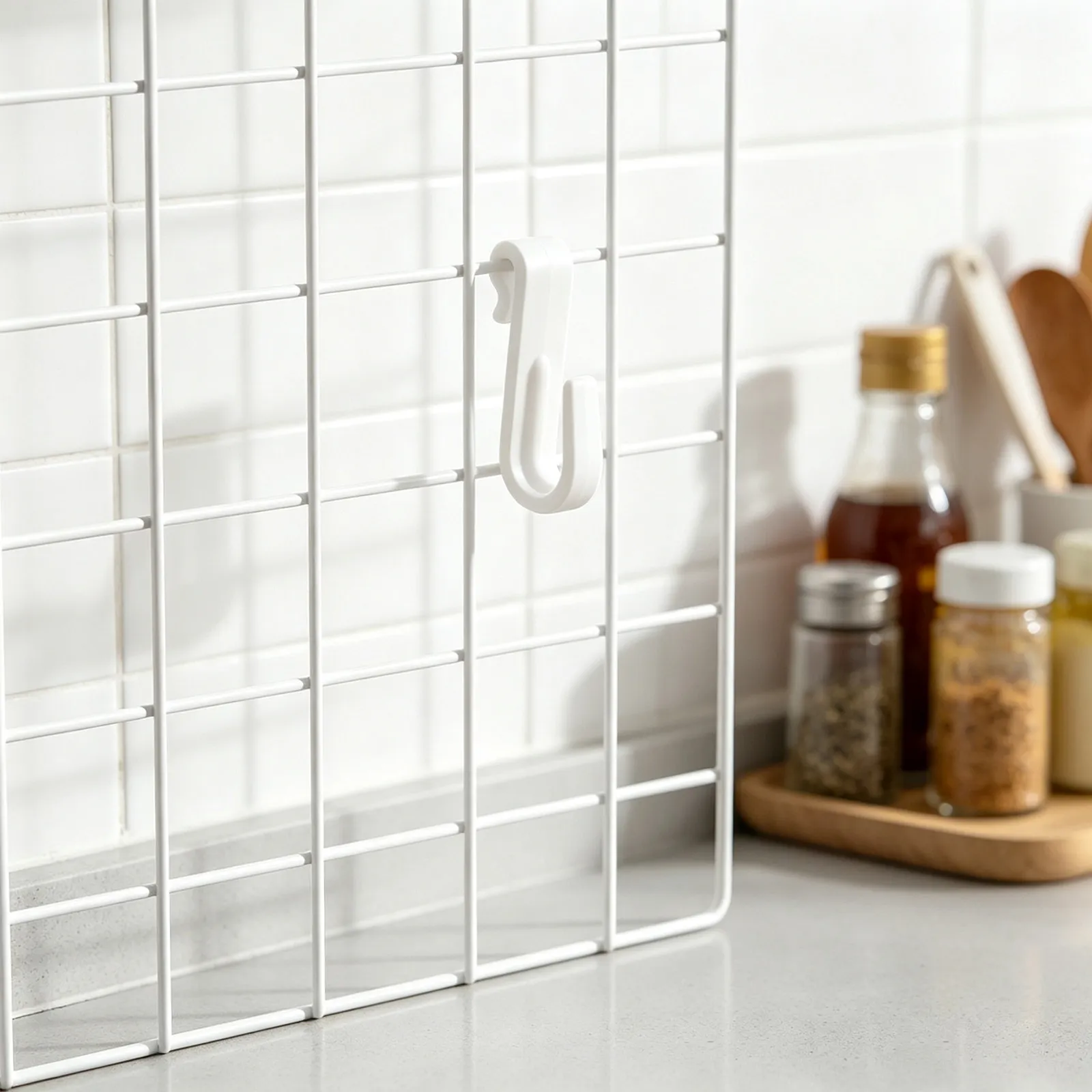 50Pcs Plastic Mini Kitchen Cart Hanging Hooks Waterproof Clip on Wire Rack Utility Hooks for Spice Bottle Towel Storage