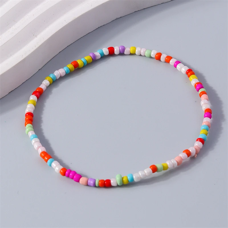 Bunte, handgefertigte Fußkettchen mit Perlen im Bohème-Stil für Damen, ideal für den Sommer, Strand, als Fuß- oder Beinarmband, für Mädchen, als Schmuckgeschenk für den Urlaub. – Detail 10