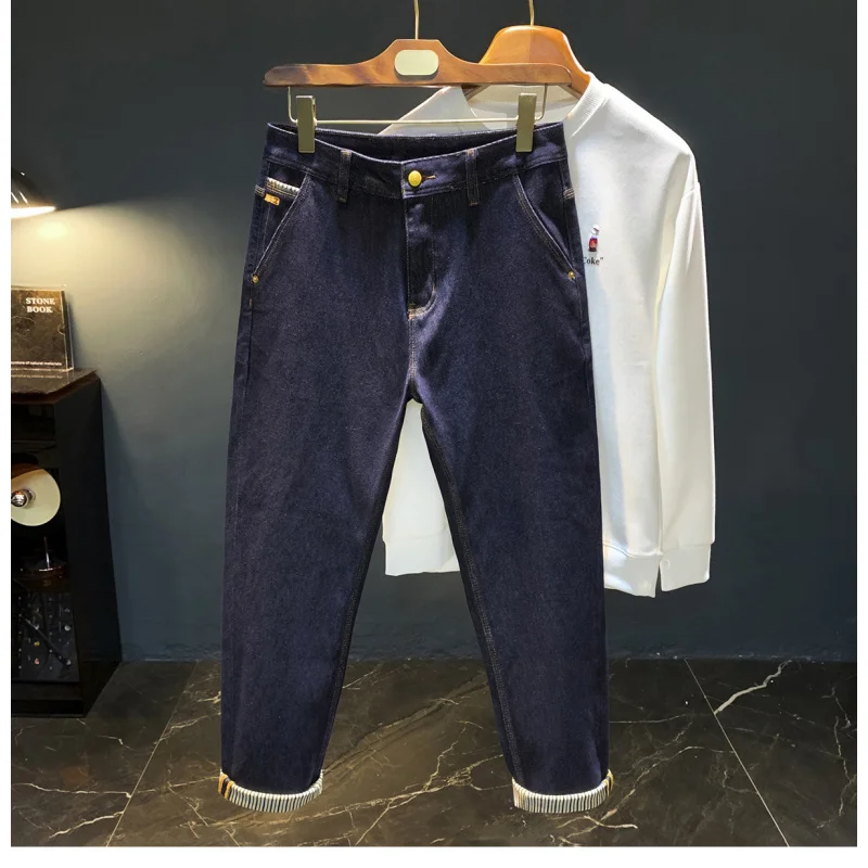 جينز خفيف فاخر لخريف 2025 موضة جديدة تناسب أنبوب مستقيم صغير متعدد الاستخدامات سراويل رجالية مرنة غير رسمية موضة Ver