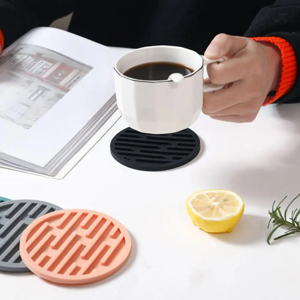 Mug Pad Delicate Kitchen Dining Placemat Table Mat Coaster No Odor Round Coaster Heat Insulation Non-slip Drain Pad Coaster