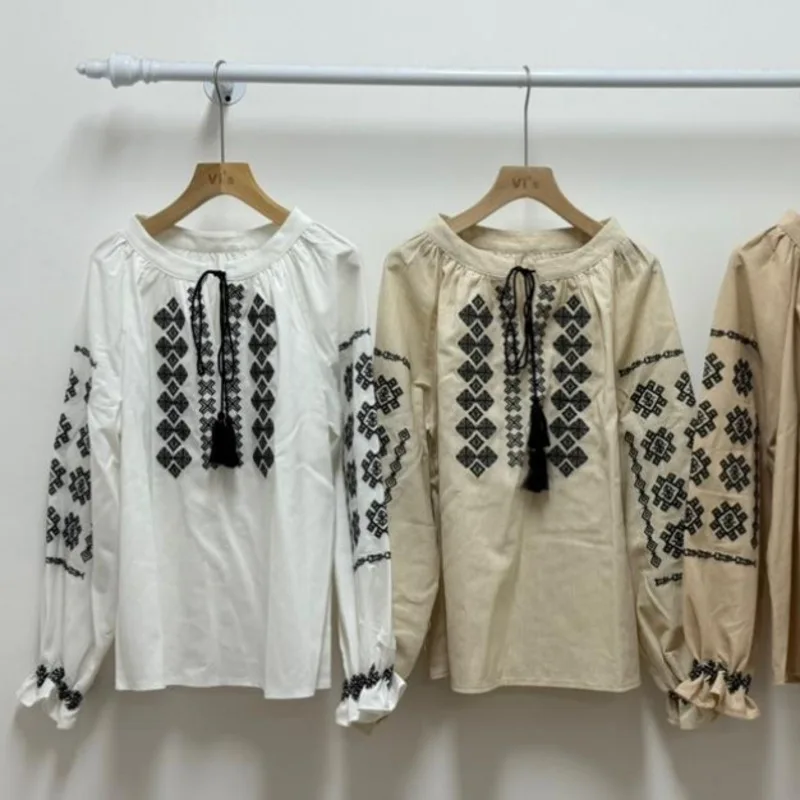 Camicie con maniche a lanterna con scollo tondo con lacci ricamati bohémien retrò Camicette autunnali da donna Top da spiaggia casual larghi per le vacanze