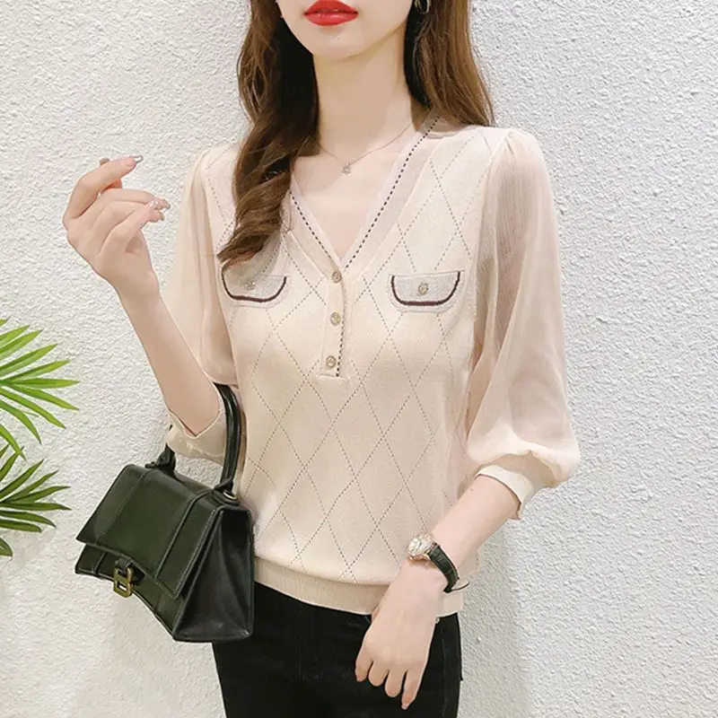 2023 Autumn Women\'s New Fashion Small Fragrance Style 3/4 Sleeve Top V-Neck Undercoat Yarn Sleeve Ice Silk Knitted Top