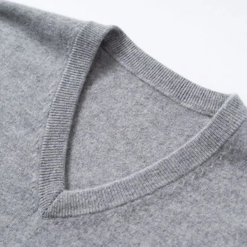 New Sweatwear Men's V Neck Basic Solid Color Sweaters Round Neck Elastic Pullovers Warm Autumn Knitted Oversized Sweater Men