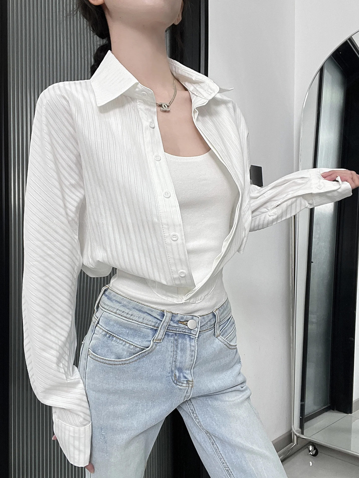 

MianCun Silk Blend Neck Shirt Women's Slim Fit Waist Cinched Fake Two-Piece Long Sleeve White Autumn New Style Top