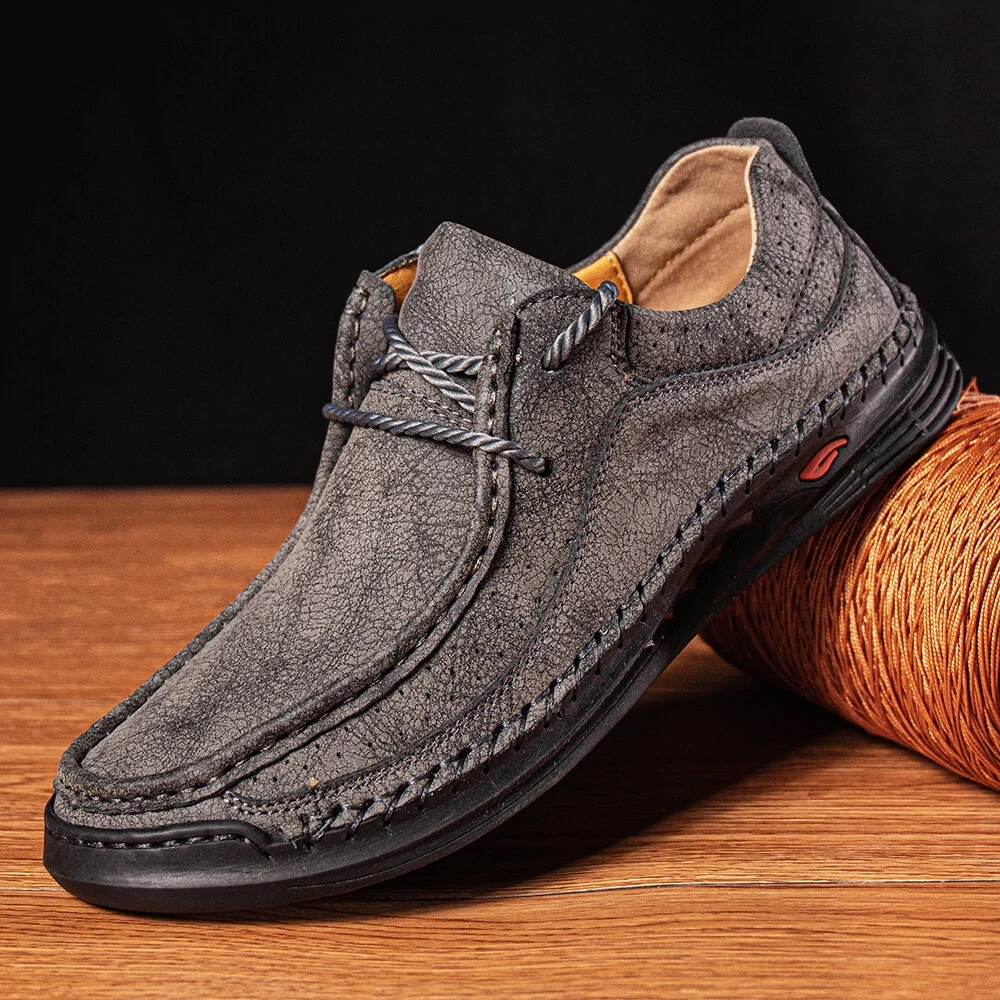 Hand-stitching kůže boty muži ležérní tenisky comfty jízda bota prodyšné kůže mokasíny muži boty design moccasins