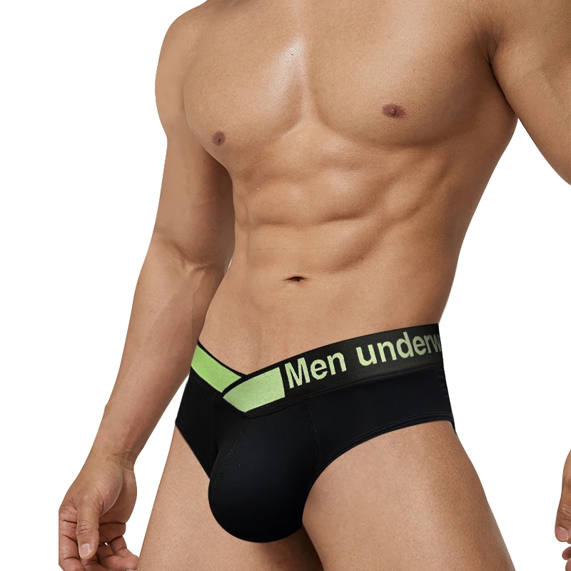 

Comfortable Men's Underwear, V-belt Briefs in Low Waist Style with Gradient Laser, Sexy and Breathable