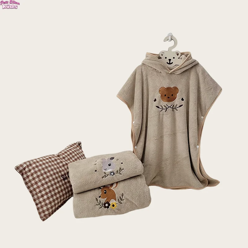 Toddler Baby Girl Clothes Coral Fleece Hooded Poncho Towel Animal Embroidery Wearable Bathrobe Soft Absorbent Boy Baby Bath Wrap