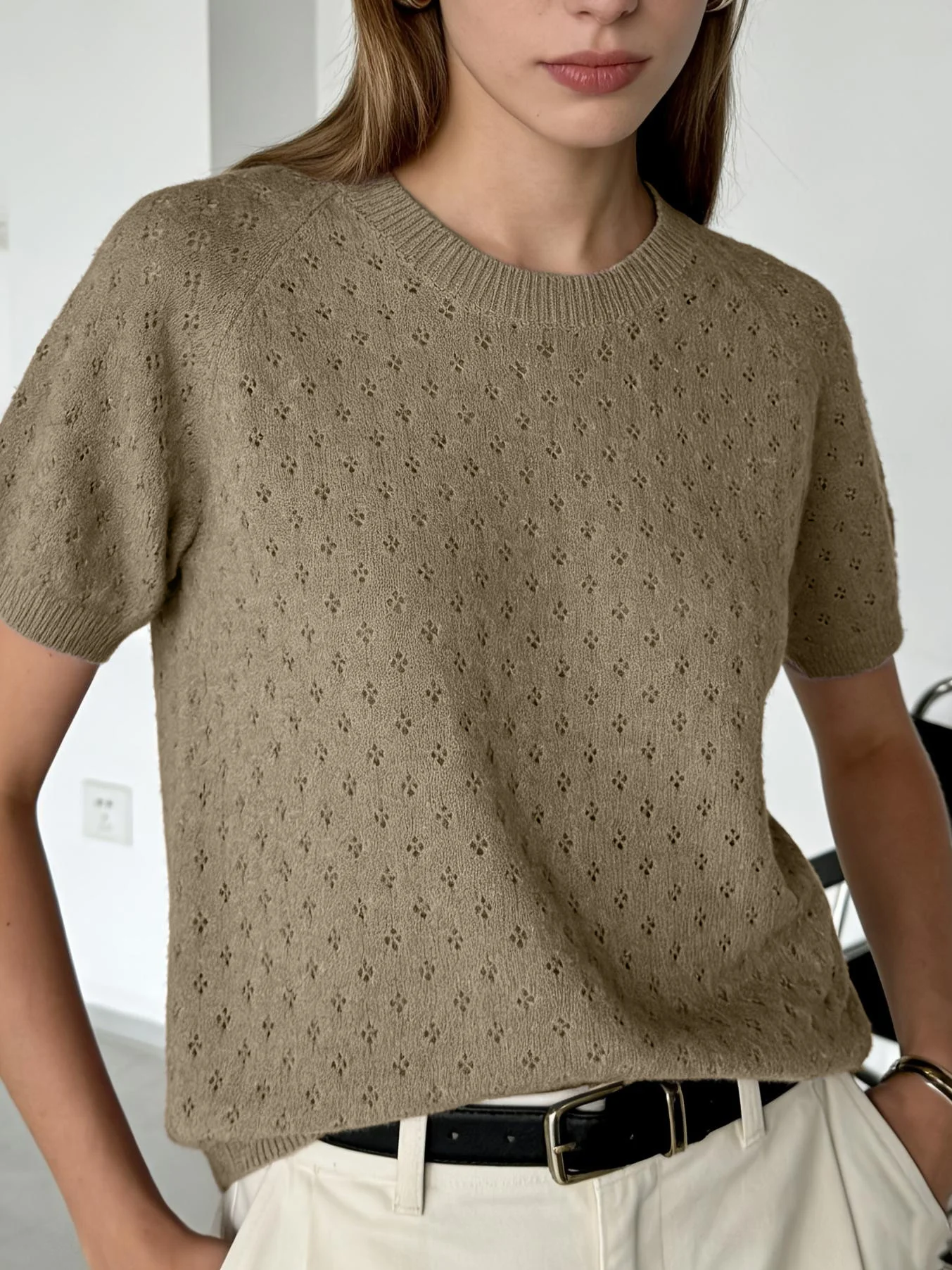 

Women's plus size solid color knitted short sleeved T-shirt, spring and summer fashionable hollow out women's clothing