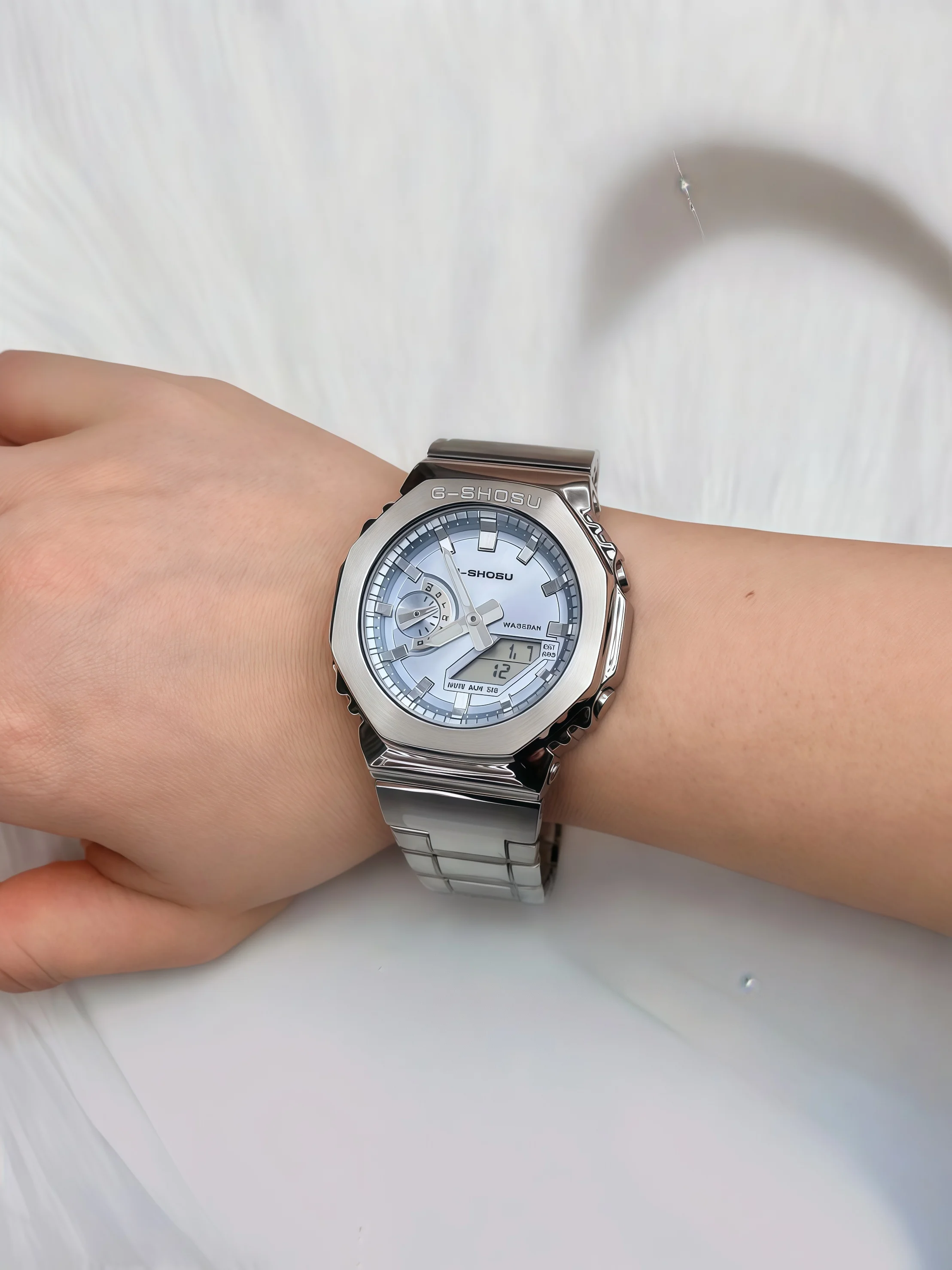 Sports men's and women's universal watch LED dual display world time full function oak series folding buckle 5