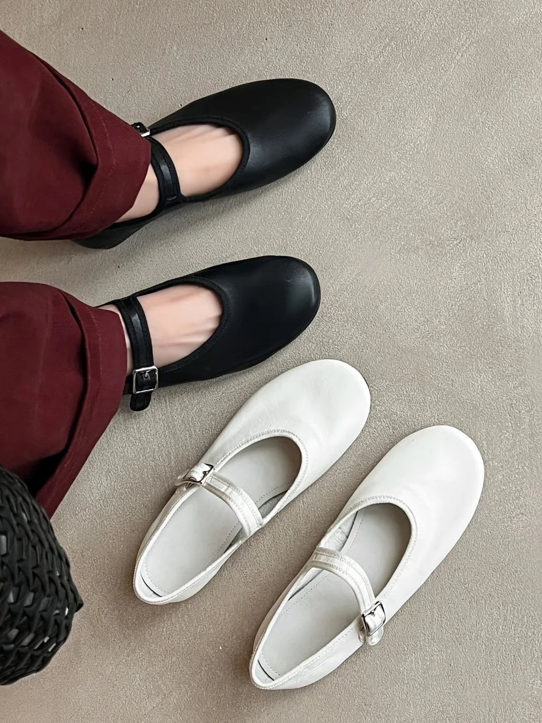 zapatos-de-ballet-minimalistas-con-hebilla-plana-en-blanco-y-negro-para-mujer-hermosos-y-comodos-para-el-trabajo-diario-con-punta-redonda
