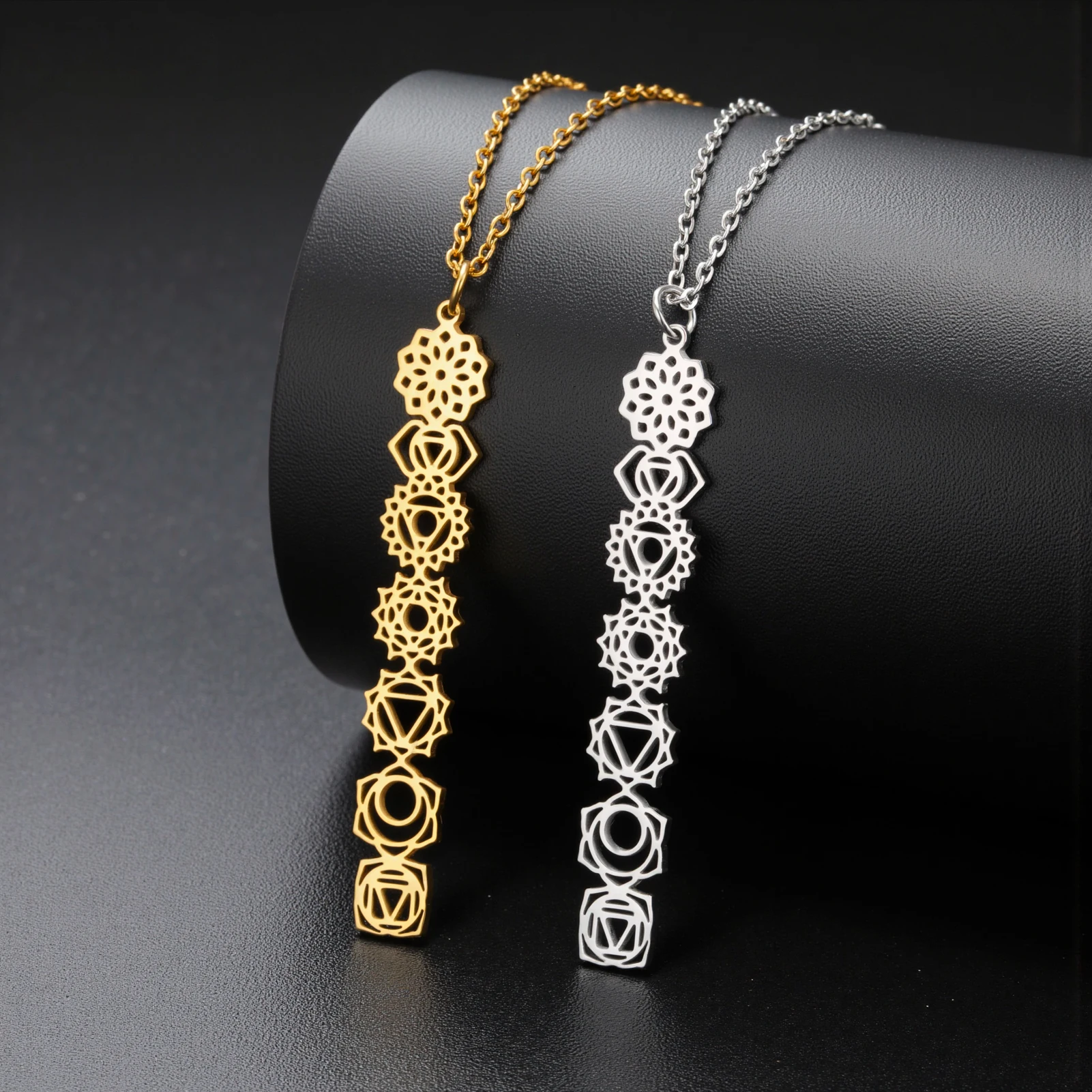 Yoga Meditation Jewelry 7 Chakra Flower Necklaces for Women Stainless Steel Amulet Necklaces Birthday Gift Wholesale New