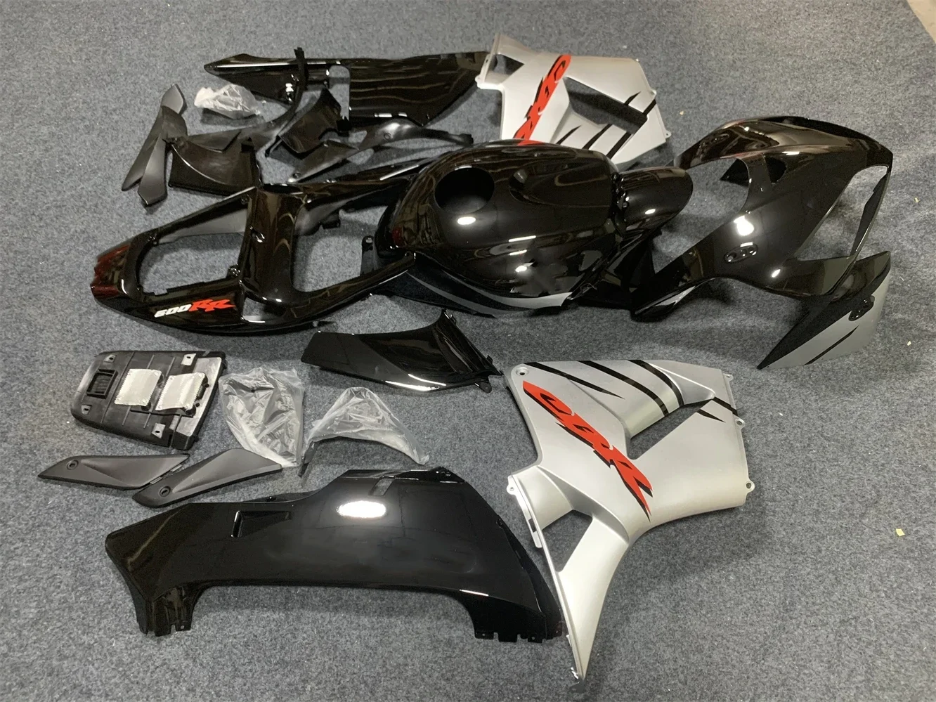 Motorcycle Fairing Kit Suitable for Honda CBR600RR 2005 2006 CBR600 F5 05-06 Fairing Black Silver