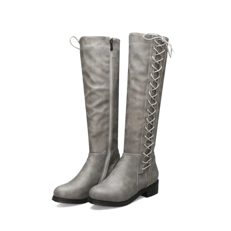 

SIMLOVEYO женские туфли на плоской подошве с острым носком и перекрестной завязкой, черные bota feminina, большие размеры 45, 46, сапоги до колена, распродажа на круто