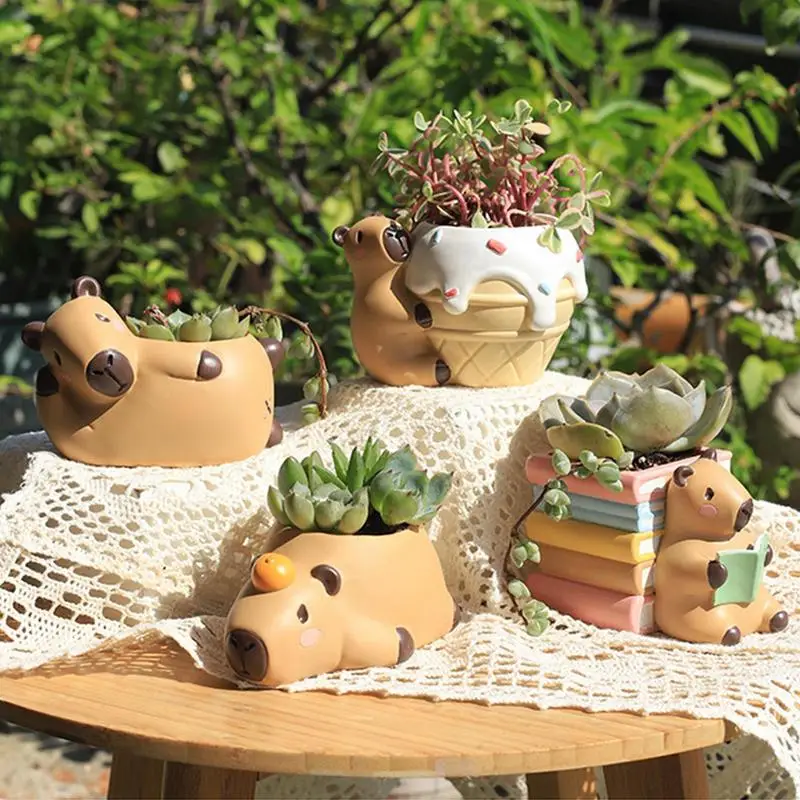 Capybara Plant Pot Cute Animal Flower Pot Funny Succulent Pot Resin Capybara Figurine Novelty Desk Planter Decorative Flower Pot