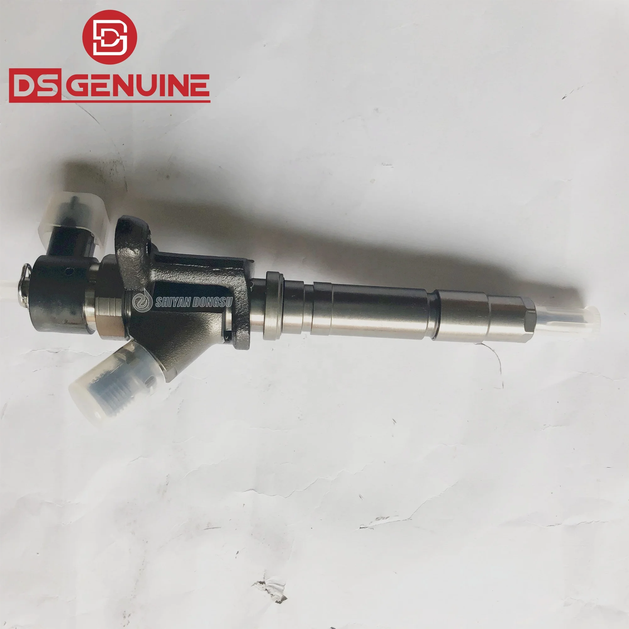 Bocal do injector do motor diesel, combustível comum do trilho, 4M50, 0445120049