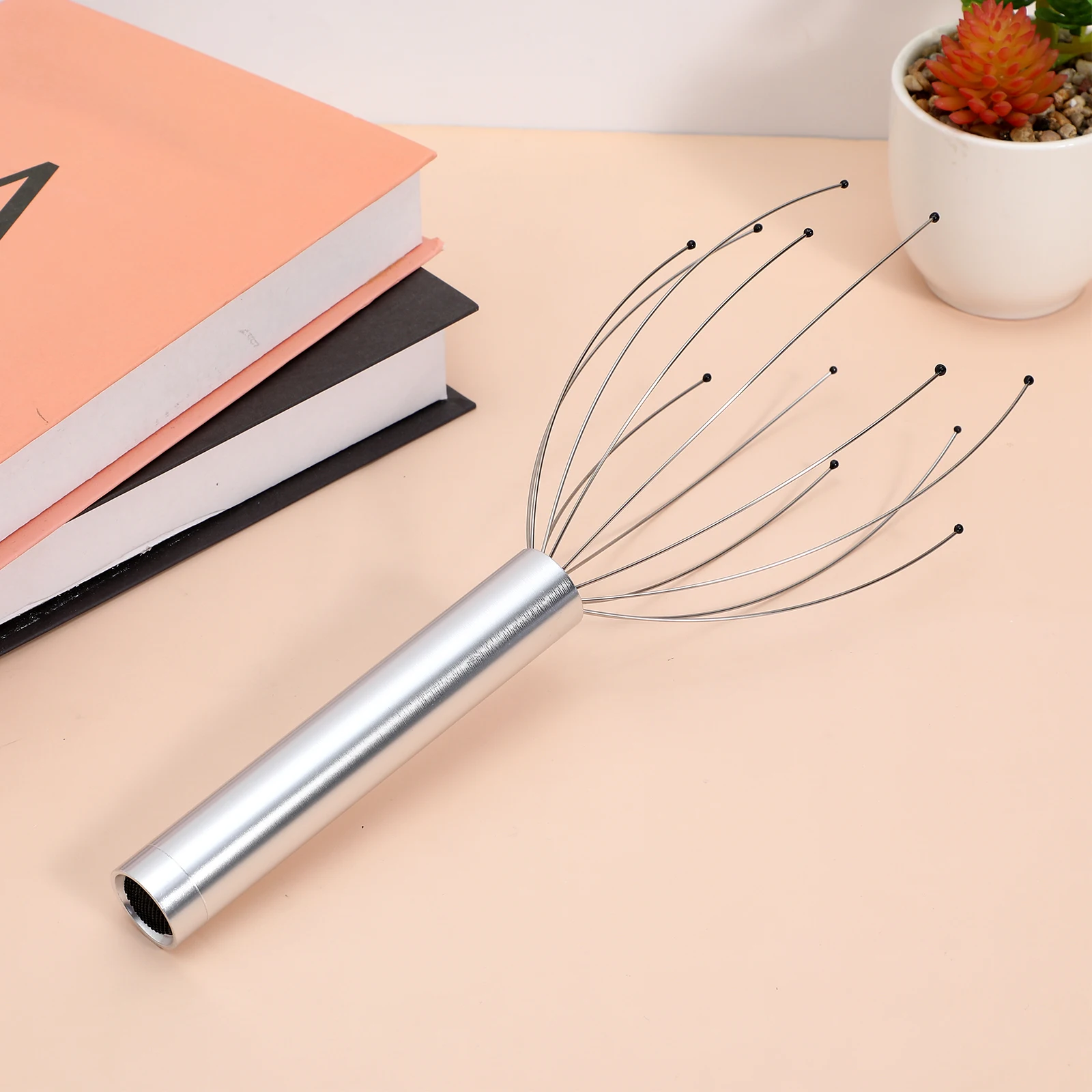 

Head Massager Scalp Tool Handheld Silver Claw Metal Soft Durable Blood Circulation Hair Follicles Gift Family Friends Massaging