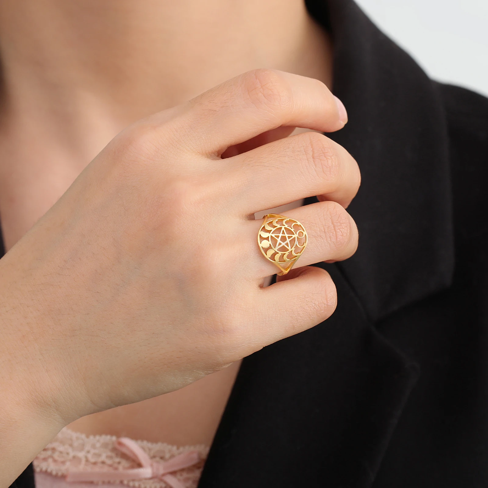 COOLTIME Pentagram Moon Phase Ring Stainless Steel Supernatural Pentacle Amulet Rings Women Men Vintage Band Jewelry Party Gift