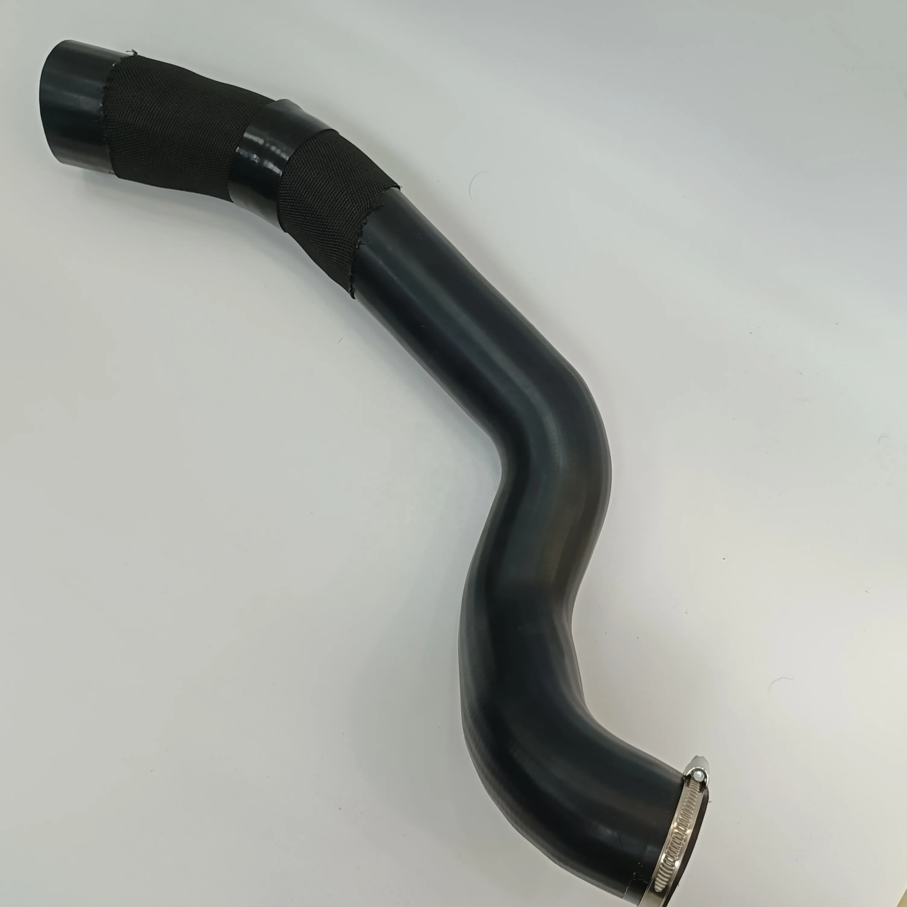 AB39-6K683-CE AB3Z6K683C Auto Intercooler Hose Radiator Pipe for Ford Ranger T6 Mazda BT50 2.2L 2012-2015 AB396K683CE