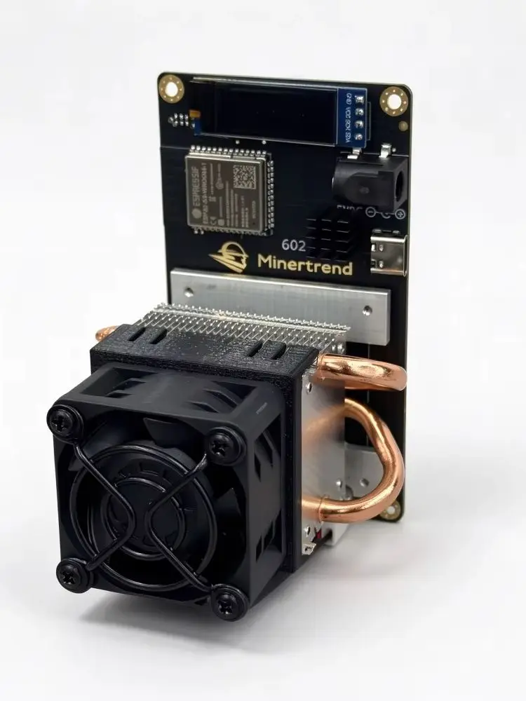 Minertrend Bitaxe Gamma 602 1,5 TH/s 25 W, układ scalony BM1370, kopalnia SHA256, kopalnia BTC do pracy samodzielnie. — 2