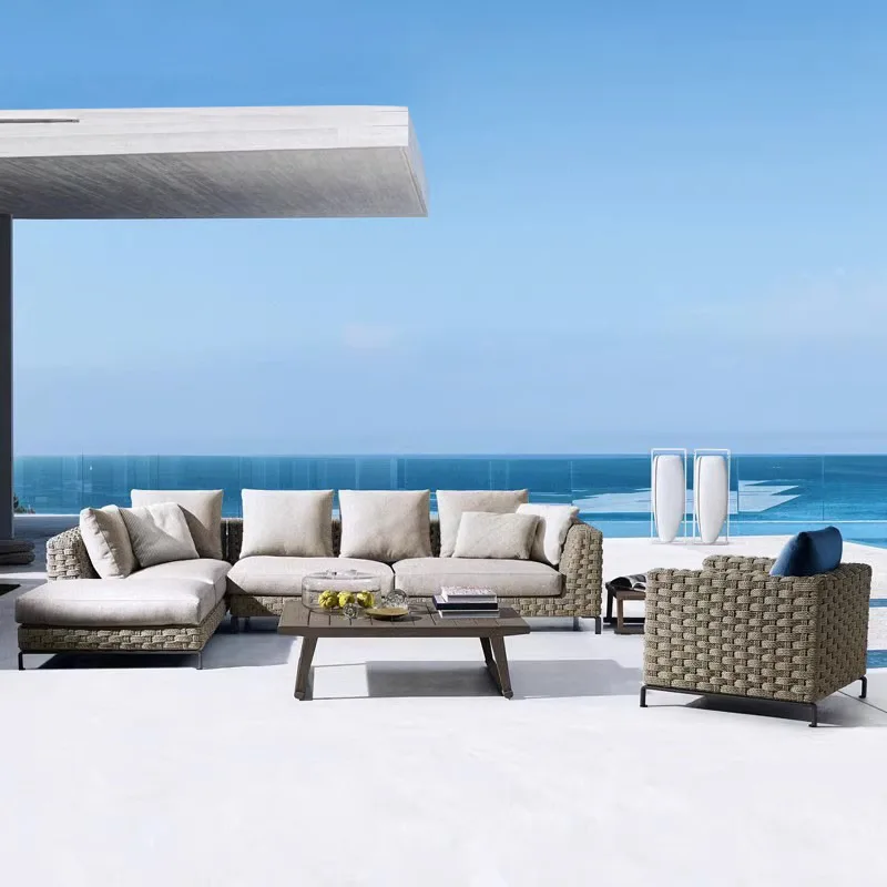 

Customizable Outdoor Rattan Chair