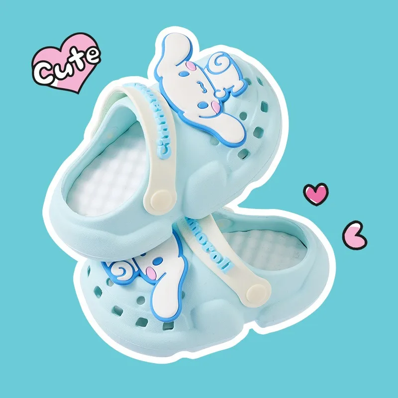 Women Cute Slides Summer Outdoor Sandals Non Slip Cloud Kuromi Cinnamoroll Hole Shoes Fashion Design Hello Kitty Slippers