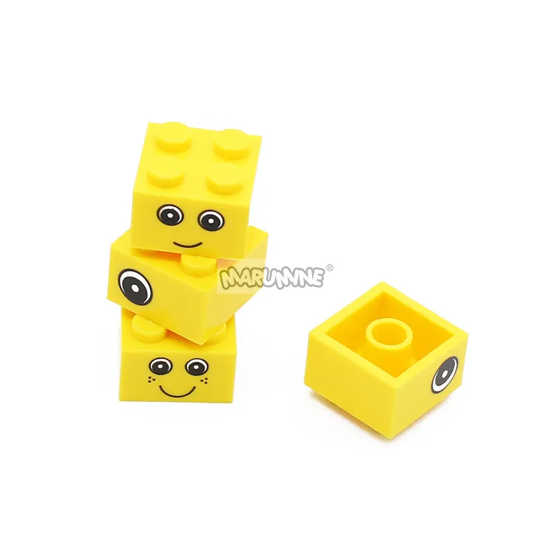 Marumine 3003 DIY 2x2 Bricks Cube With Eyes Print Parts Stranger Modeling Toys Building Blocks Pieces Construction Accessories