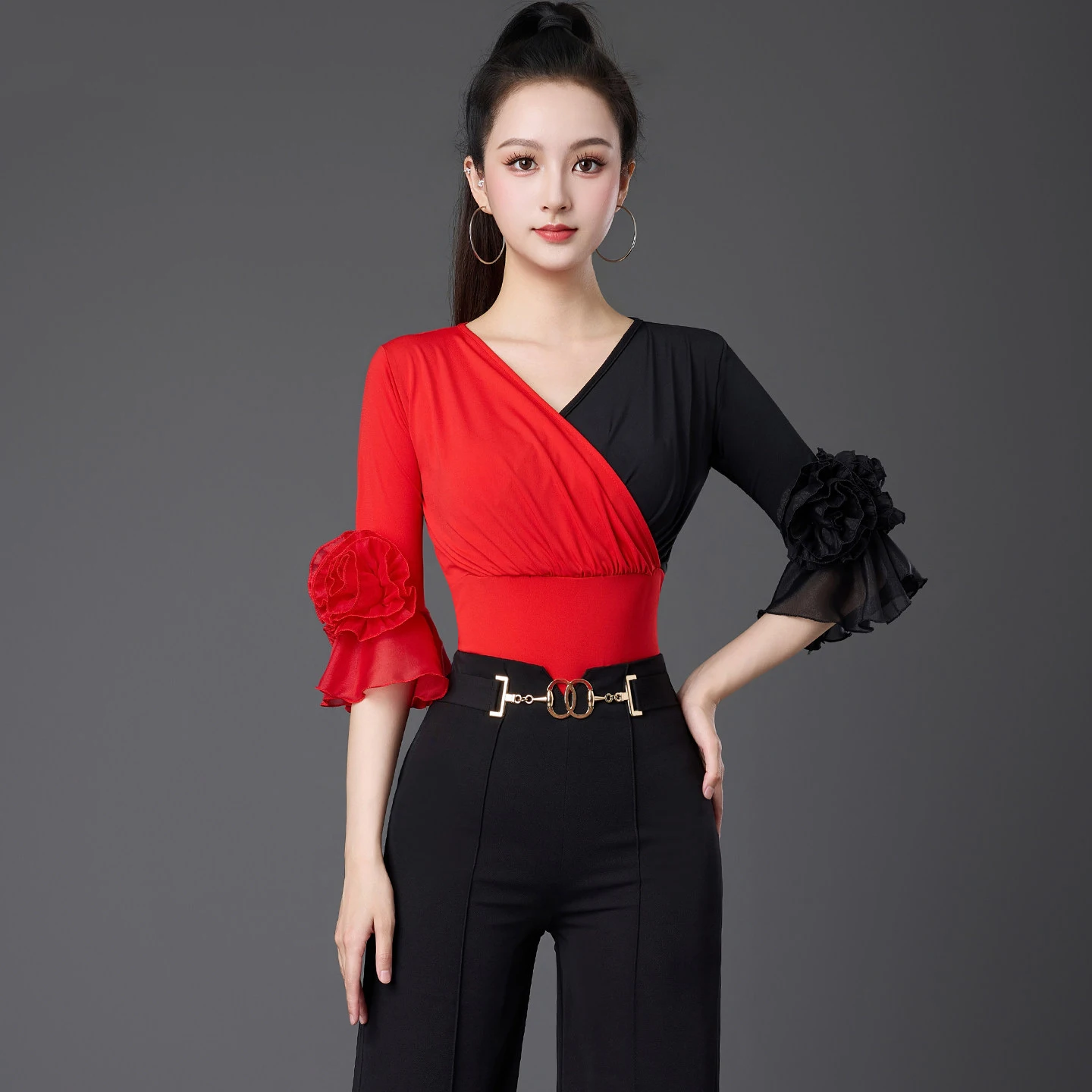 

Новинка 2026: Современные танцевальные топы для женщин, комбинезоны для социальных танцев (национальный стандарт), платья для ча-ча-ча, румбы, танго, рубашки для бальных танцев XH4675