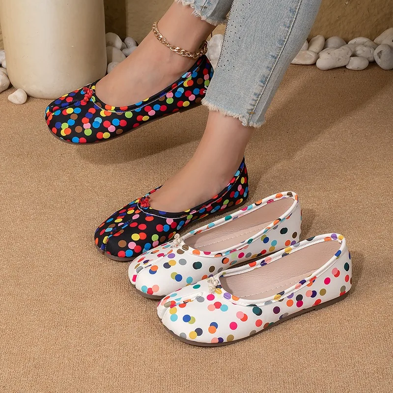 2026 Fashion Split Toe Design Casual Women's Flats and Loafers New Trendy Colorful Polka Dot Soft Soled Women Shoes Сабо Женские