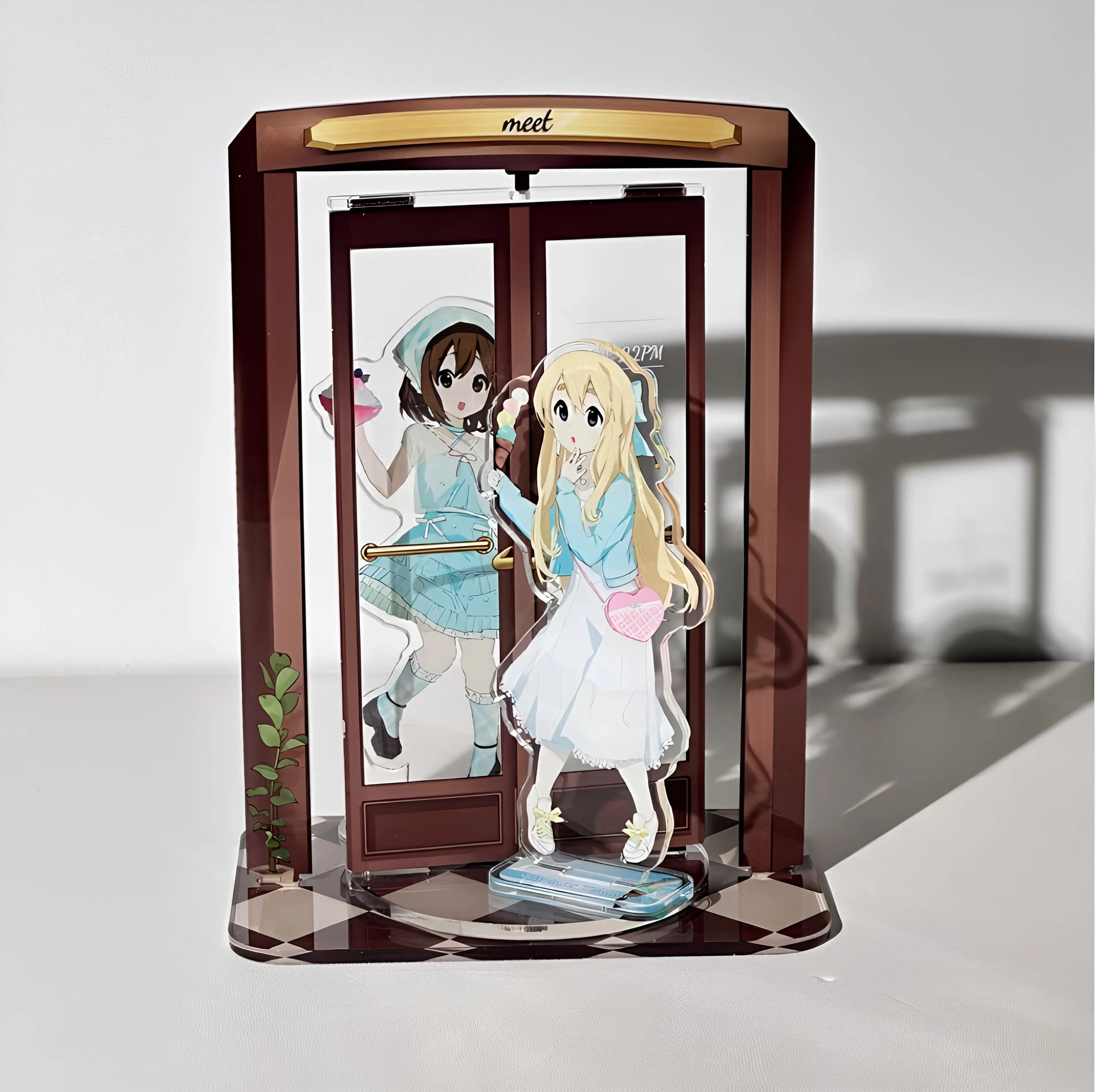 Retro Revolving Door Acrylic Display Stand for 3/3.5/6 Inch Photos, Rotatable Scene Frame for Anime Kpop Collectibles Desk Decor