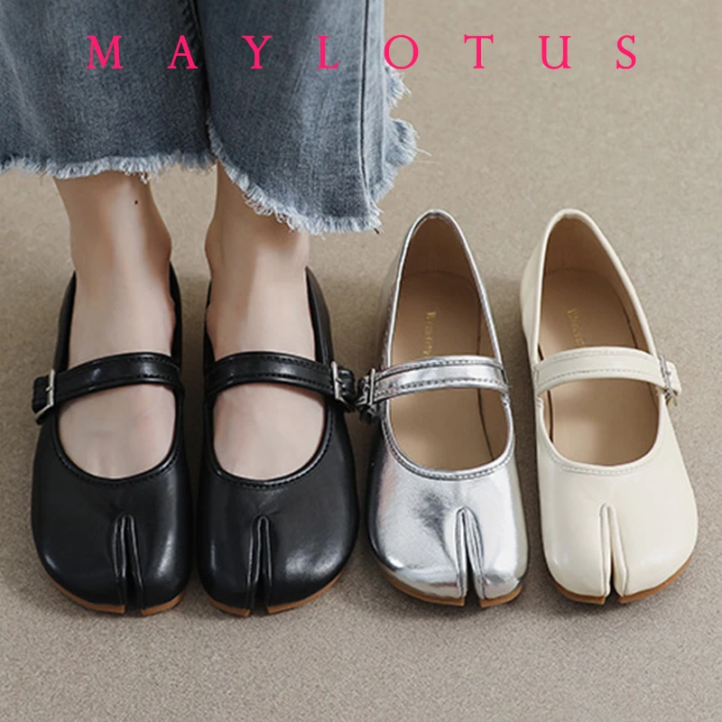 

Novelty Split Toe flat shoes woman quality leather mary janes Japanese style trotters flats ankle bele Tabi ninja loafers women