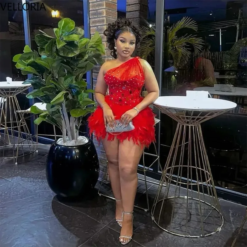 

Sexy Red Short Prom Dress For Black Girls Beads Feathers Cocktail Dresses Formal Evening Dresses Vestidos De Gala Customized