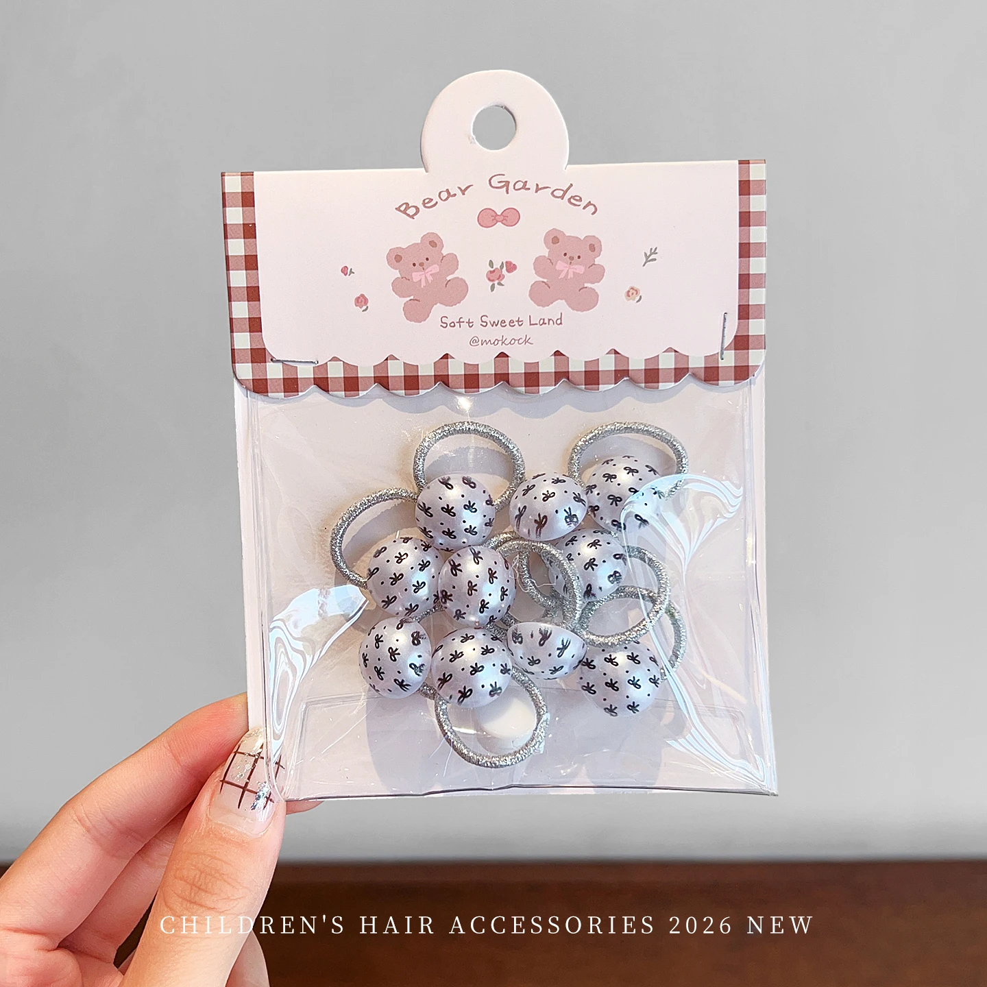 Haargummis mit Perlenmuster für Kinder, niedliche Bären- und Buchstabenmotive, Blumenmuster, elastische Haarbänder, Mädchen-Pferdeschwanz-Halter, süßes Haar-Accessoire für Kleinkinder. – Detail 10