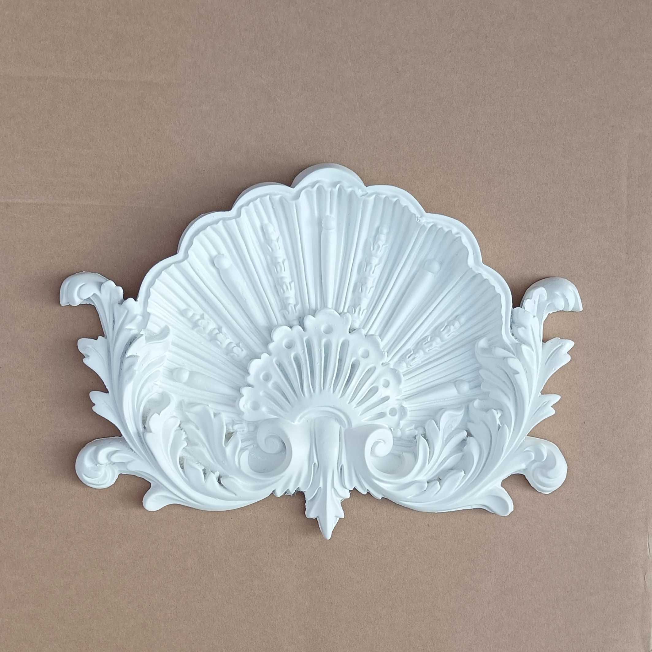 Polyurethane Lintel Badge Decoration Classic European Style PU Wall Moulding Decor Fireplace Portal Decorative Element Ornament