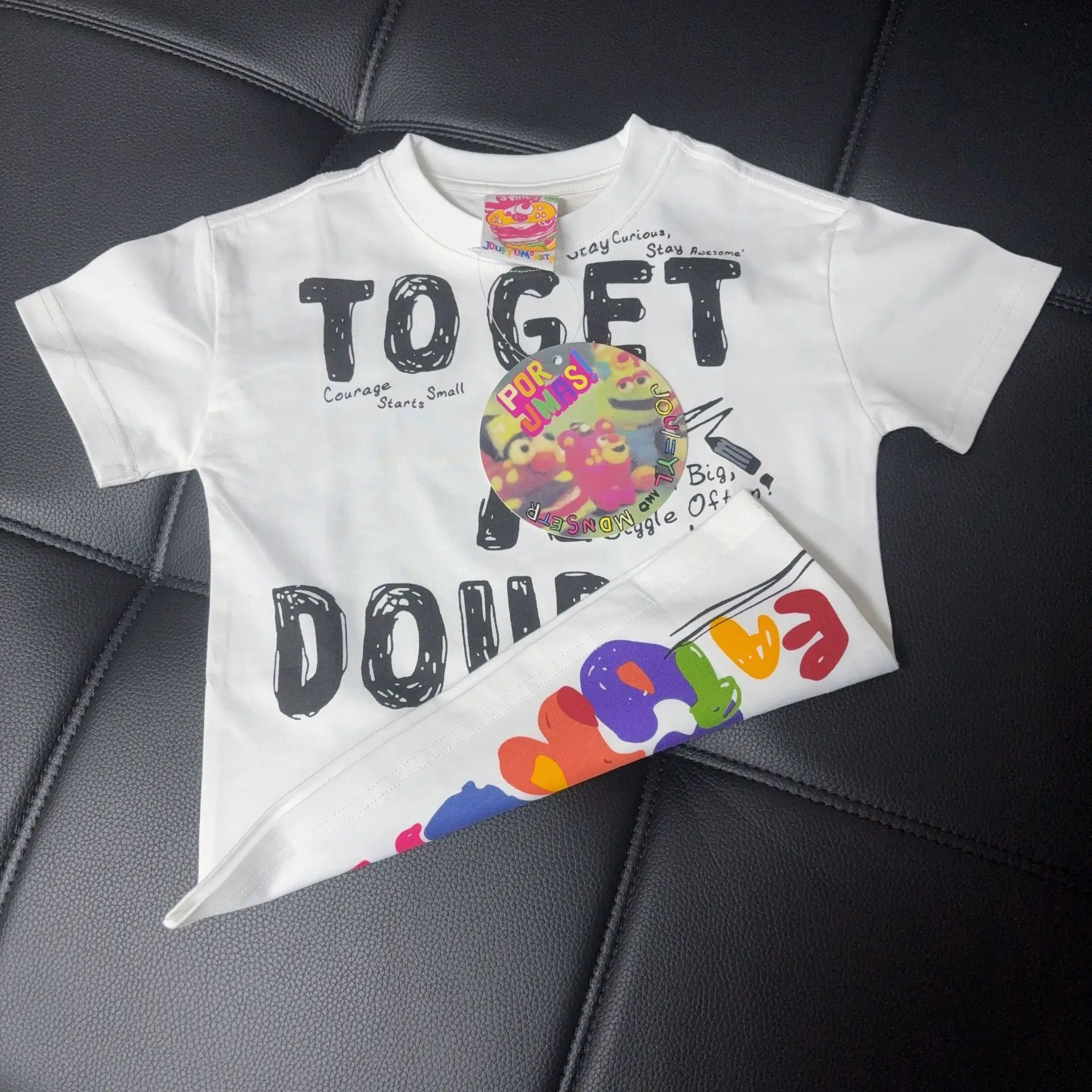 2025 Nowa Japońska Śliczna Kreskówkowa Koszulka z Krótkim Rękawem dla Dzieci z Nadrukiem Liter, Modna, Uniwersalna, Codzienna, Bawełniana